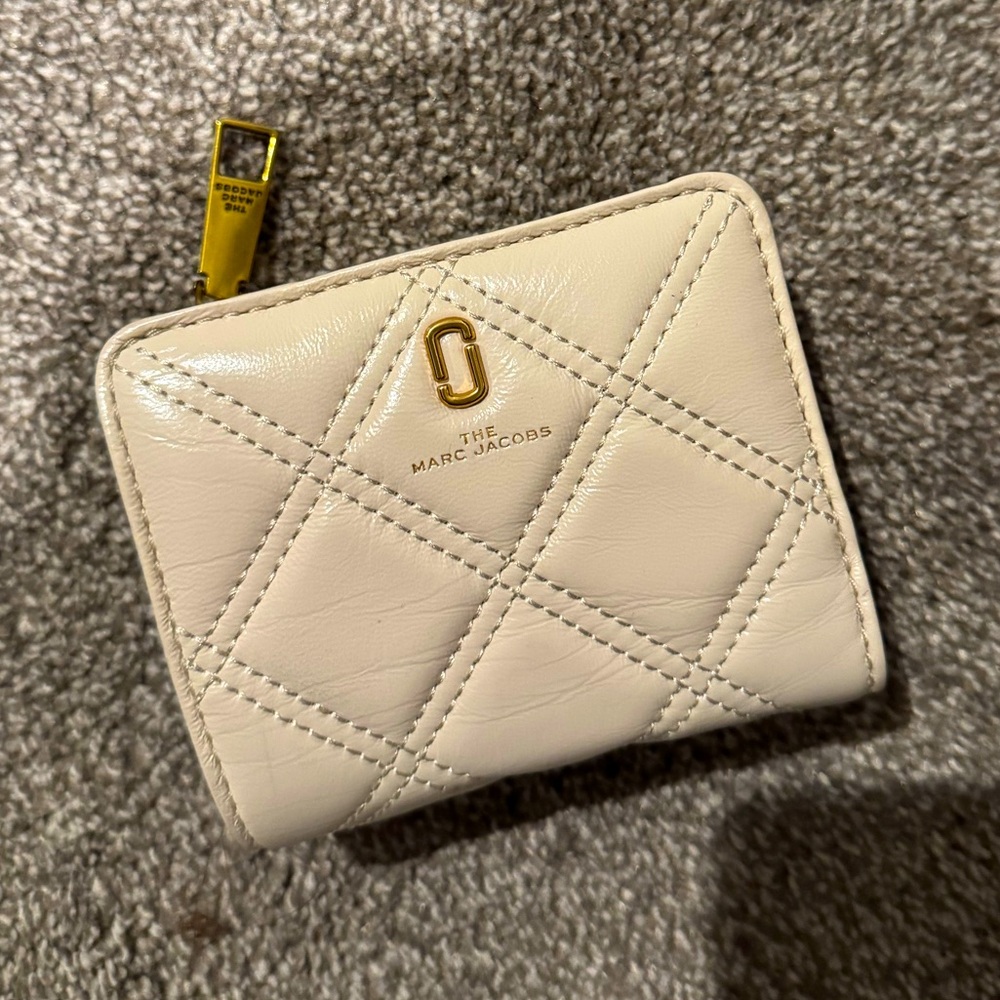 NWT The Marc Jacob puffer mini wallet ❤️‍🔥